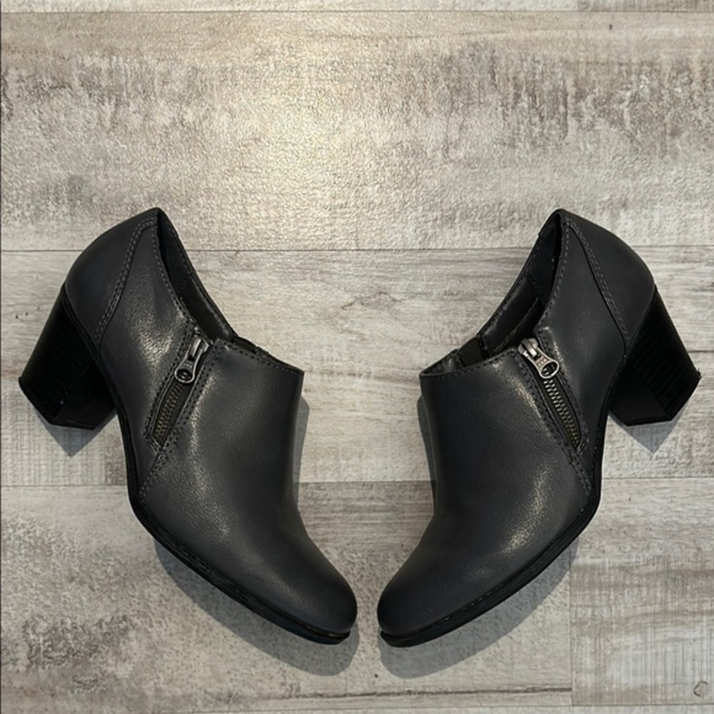G. H. Bass Tiana charcoal gray heeled bootie Shoes with zipper size 10 - Picture 1 of 13